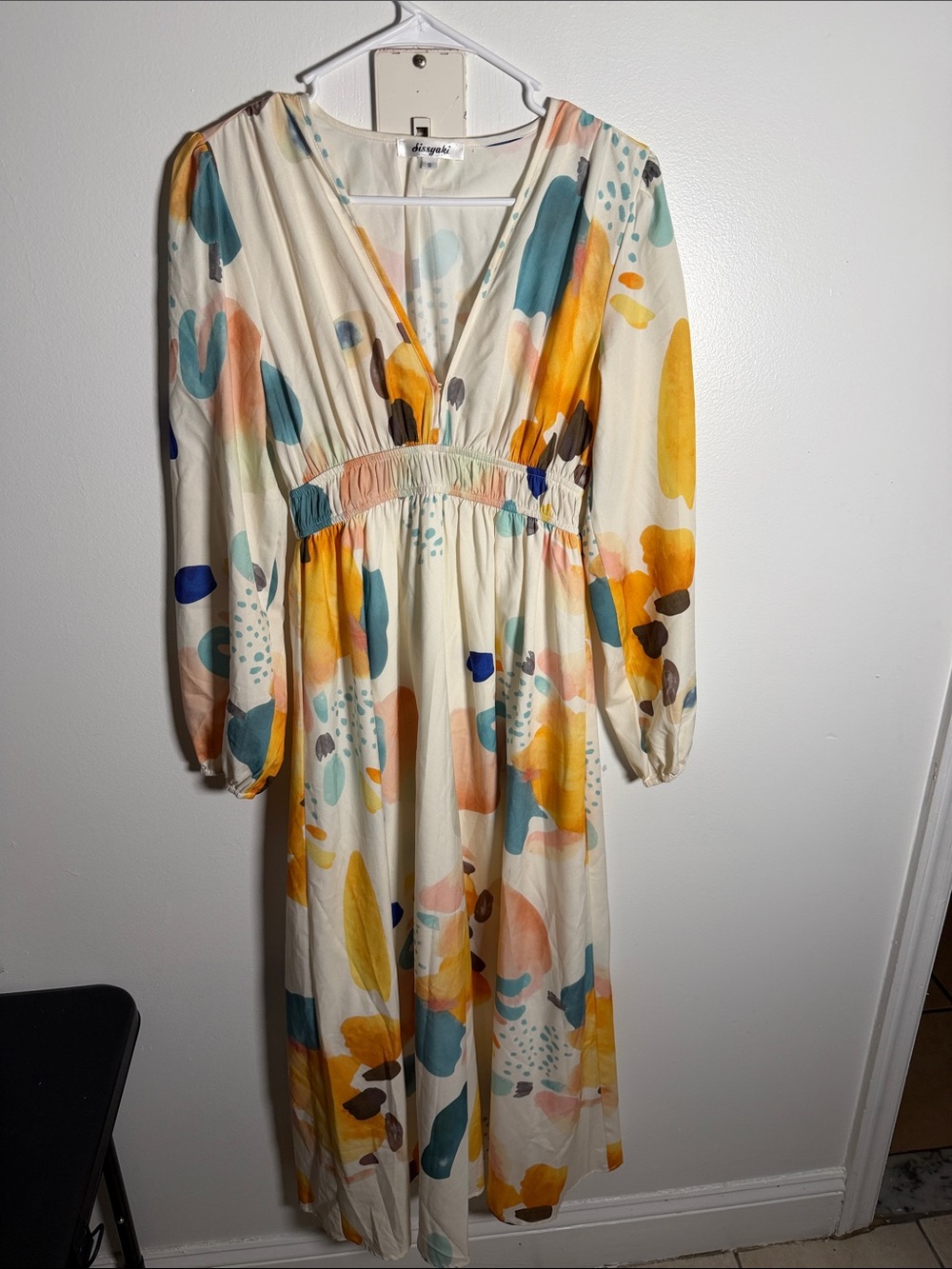 Lightweight Abstract Floral V-Neck Midi Dress - Cream/Multi
